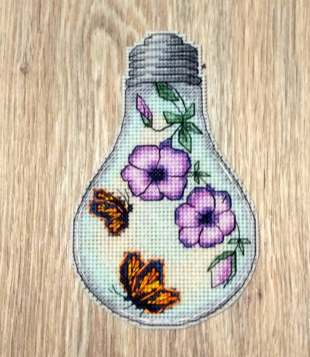 Light Bulb. Blooming Summer Cross Stitch Pattern фото 2