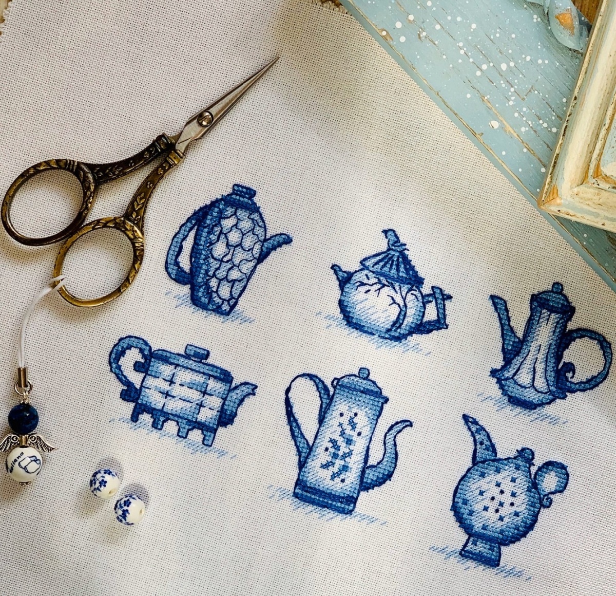 Blue Teapots Cross Stitch Pattern фото 4