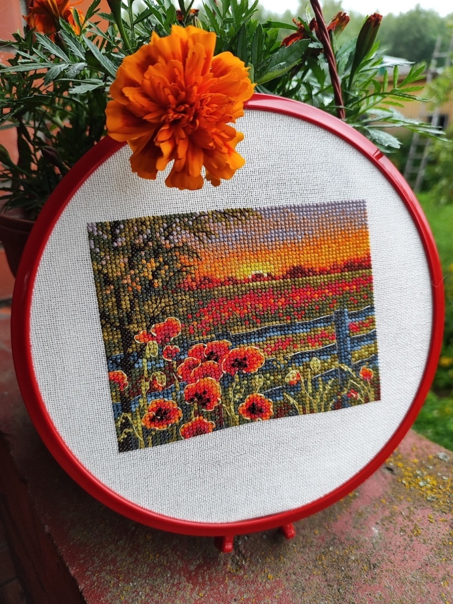 A Poppy Field Cross Stitch Pattern фото 4