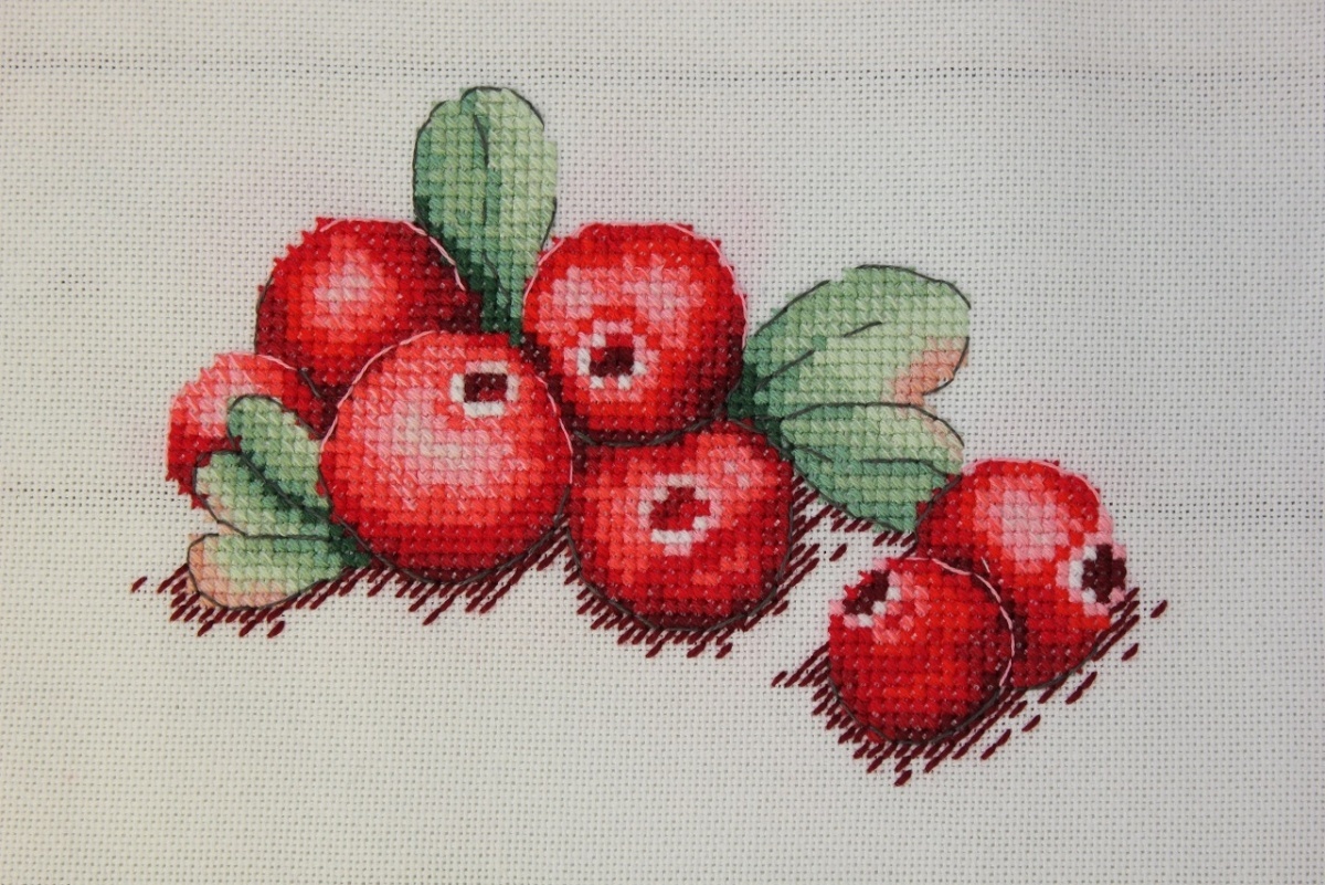 Lingonberries Cross Stitch Pattern фото 2