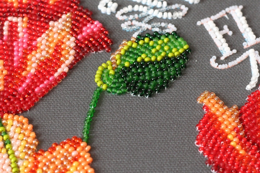 Velvet Poppies Bead Embroidery Kit фото 6