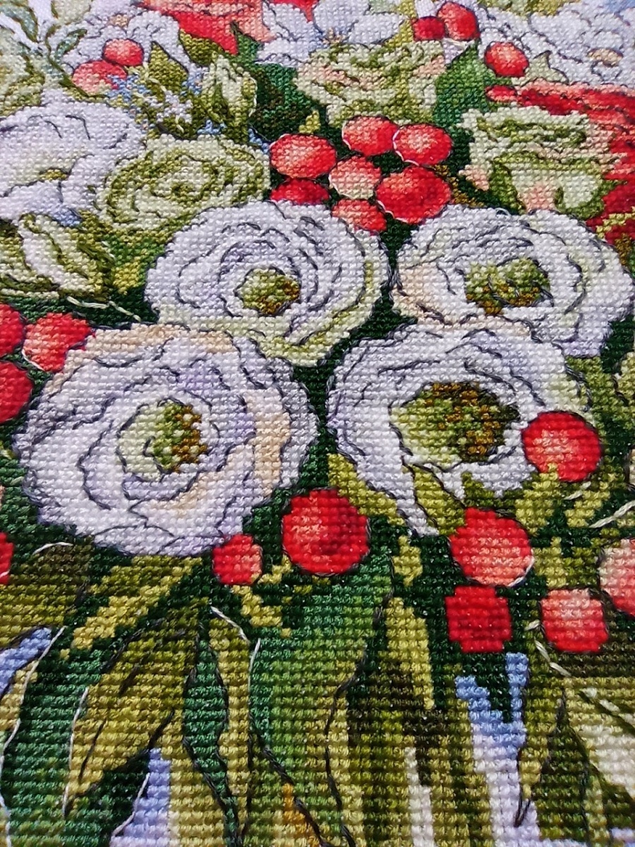 Scarlet Bouquet Cross Stitch Pattern фото 17
