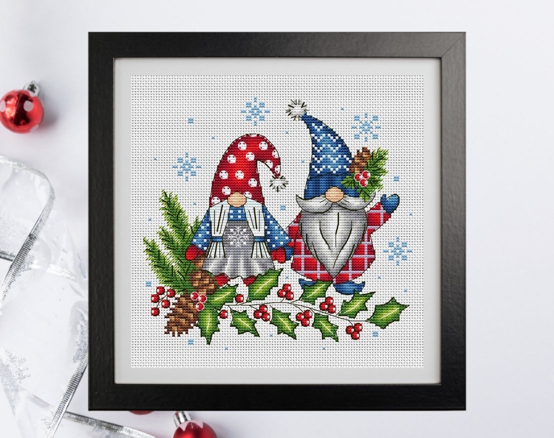 Christmas Gnome Couple Cross Stitch Pattern фото 1