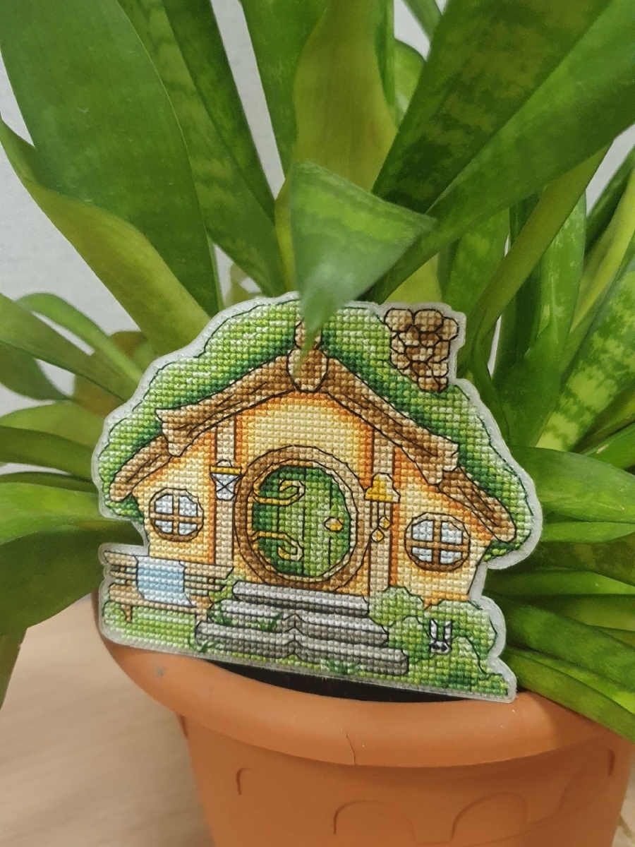 House with a Green Door Cross Stitch Pattern фото 2