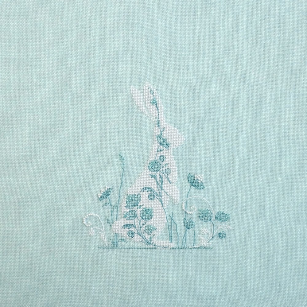 A White Rabbit Cross Stitch Pattern фото 1