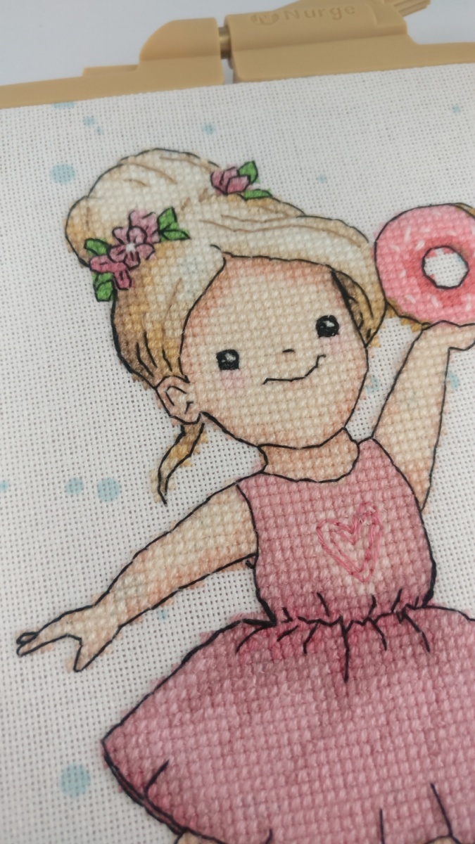 Girl with a Doughnut Cross Stitch Pattern фото 3