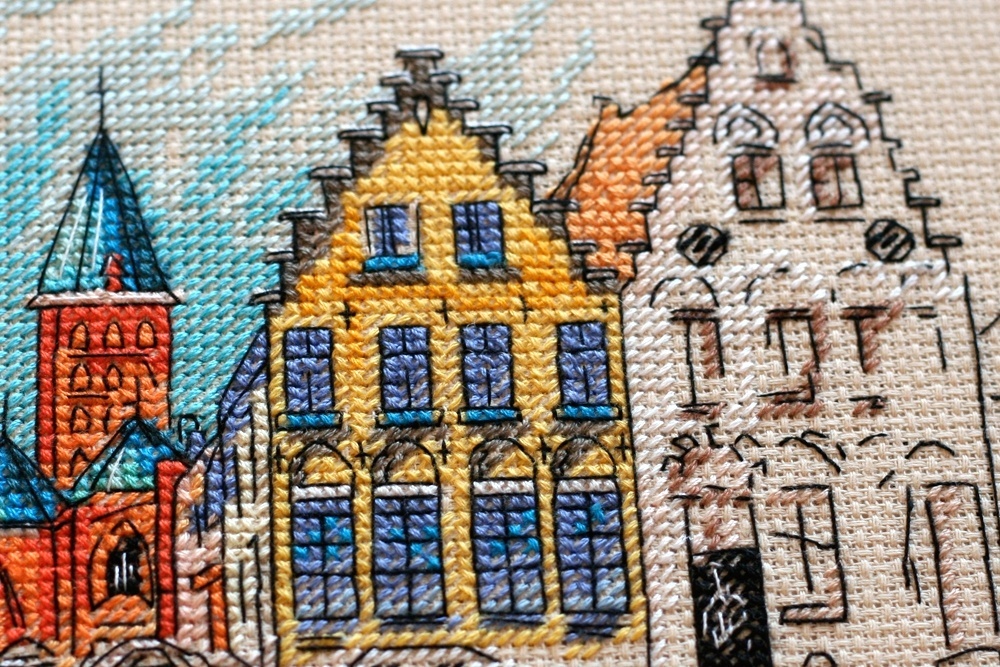 Colored Town-1 Cross Stitch Kit фото 3