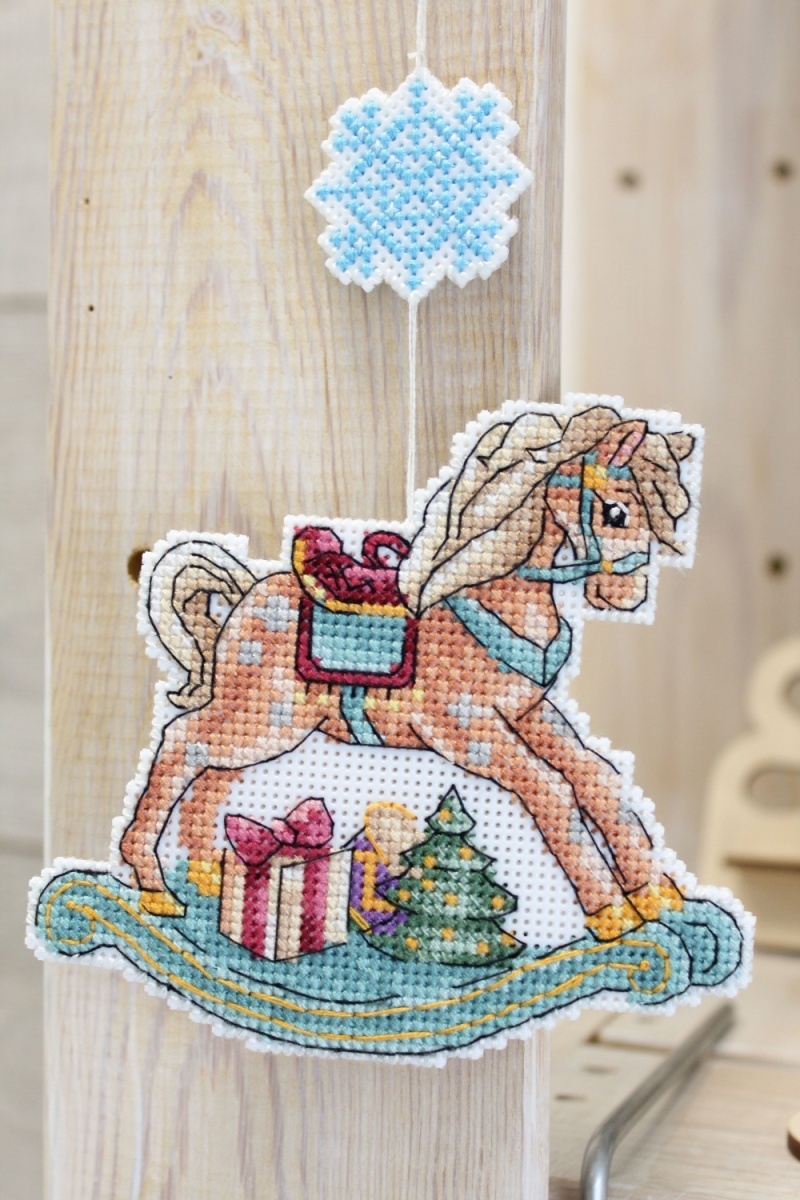 Christmas Horse Cross Stitch Kit фото 4