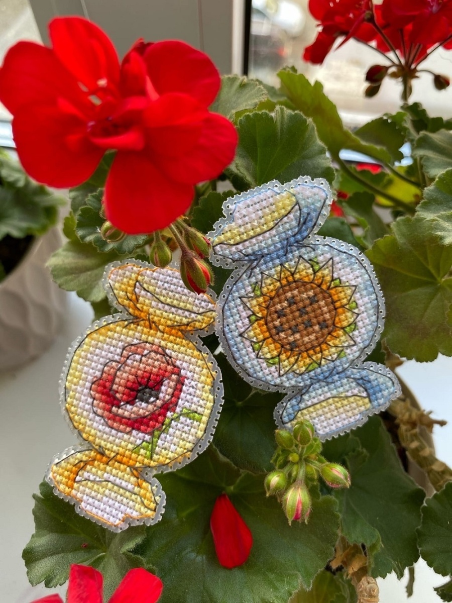 Sunflower Candy Cross Stitch Pattern фото 5