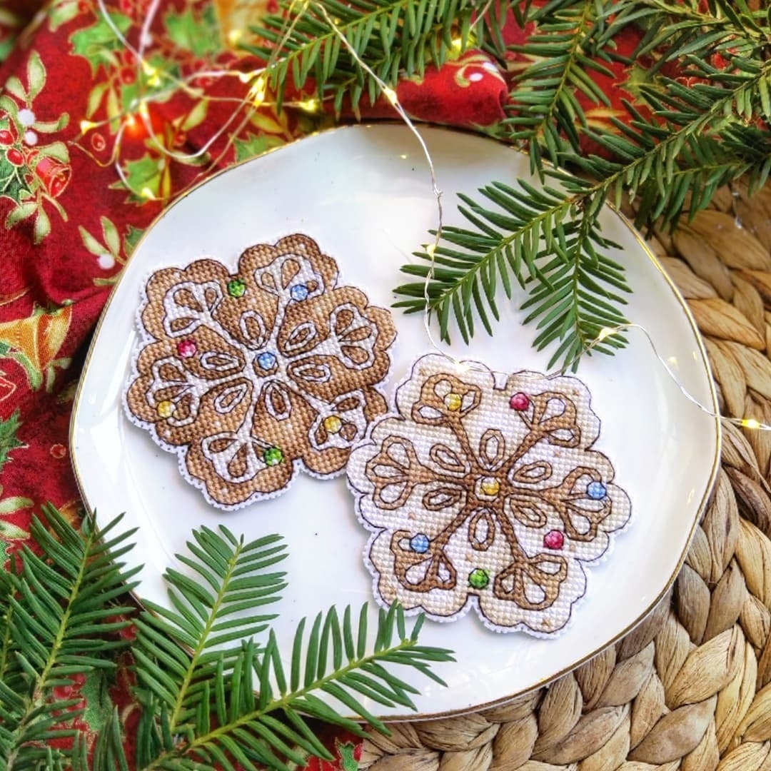 Gingerbread Snowflake Cross Stitch Pattern фото 2