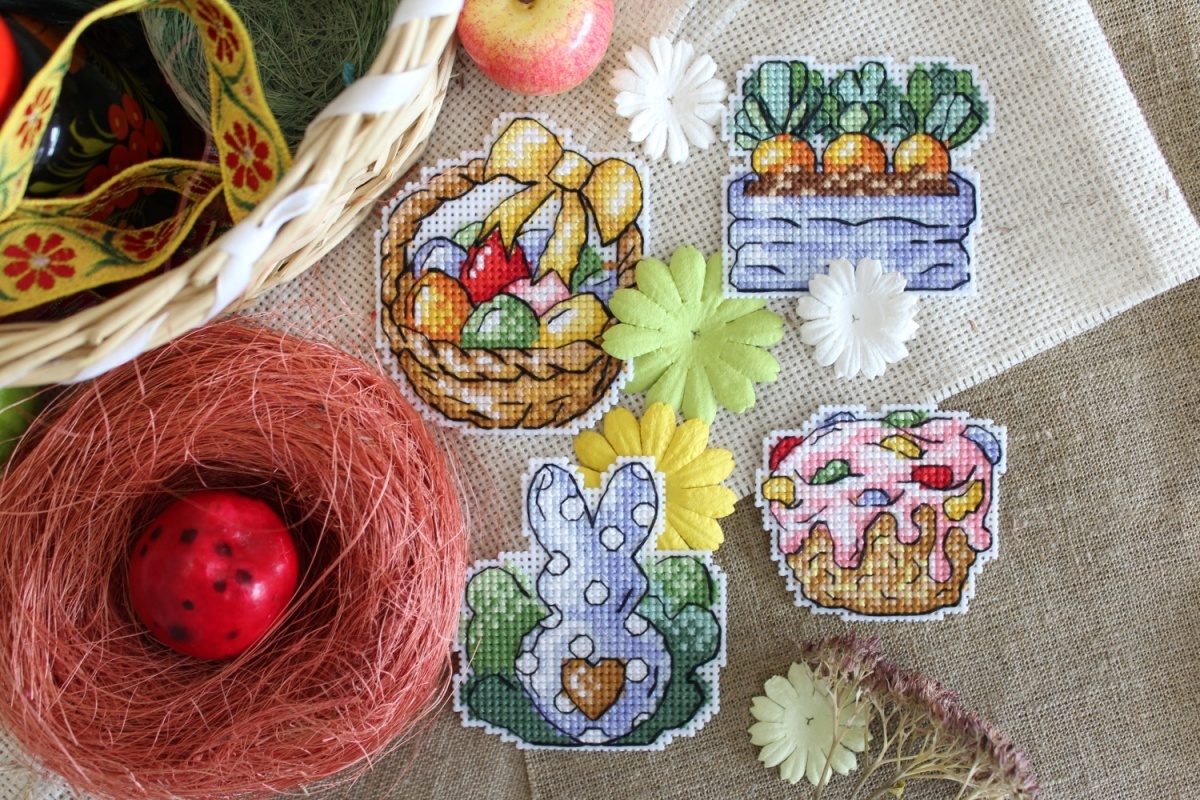 Rabbit and Carrots Magnets Cross Stitch Kit фото 2