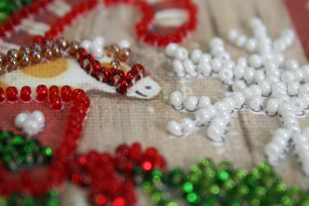 Children's Holiday Bead Embroidery Kit фото 5