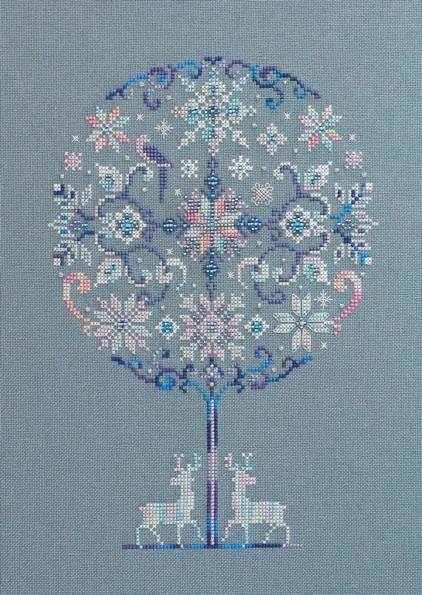 Winter Tree with Beads Cross Stitch Pattern фото 1