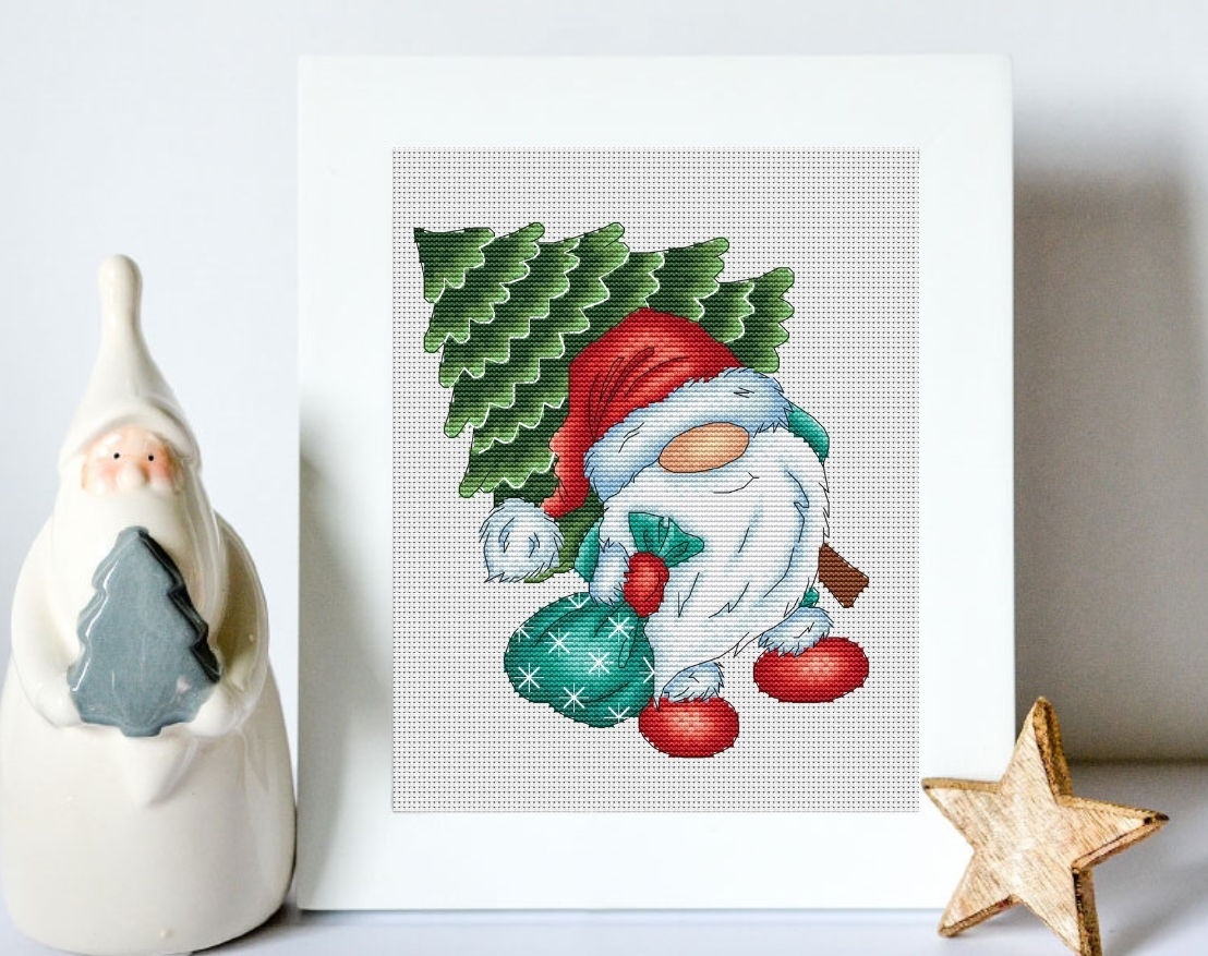Gnome with Christmas Tree Cross Stitch Chart фото 1