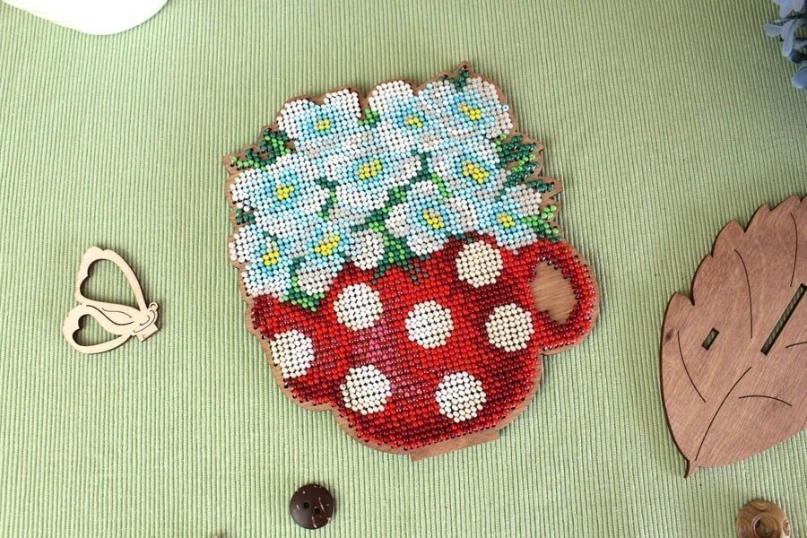 A Bizarre Composition Bead Embroidery Kit фото 3