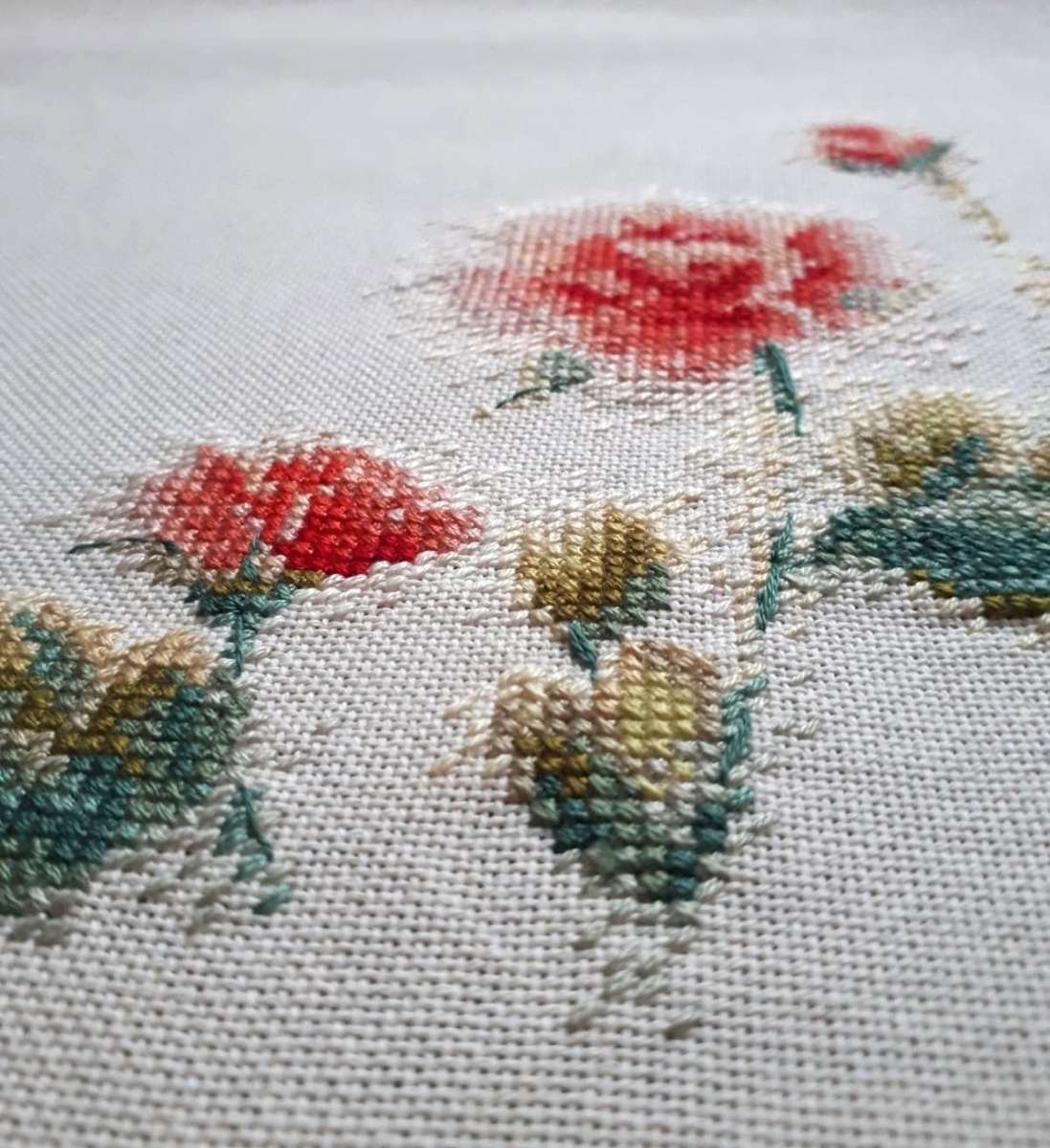 Rose Buds Cross Stitch Pattern фото 6
