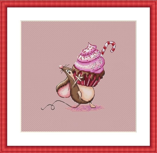 Mouse and Cupcake Cross Stitch Pattern фото 1