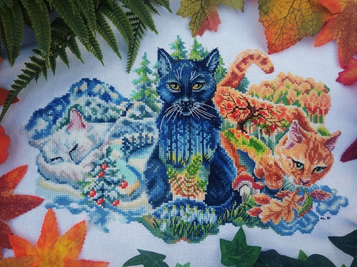 Cats Seasons Cross Stitch Pattern фото 2