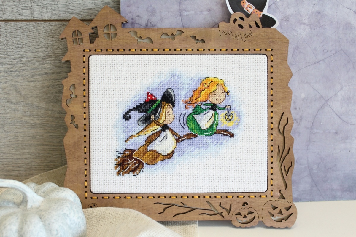 Flying on a Broomstick Cross Stitch Kit фото 2