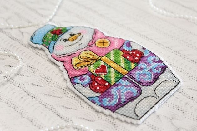 Cross Stitch Kit Snowman with Gifts  фото 4