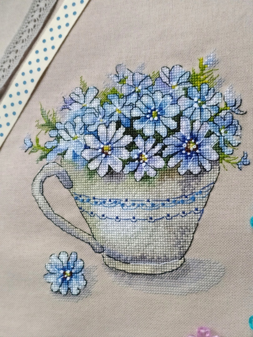 Cup with Flowers Cross Stitch Pattern фото 3