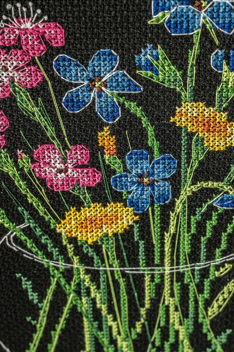 Summer Bouquet in a Glass Cross Stitch Kit фото 3