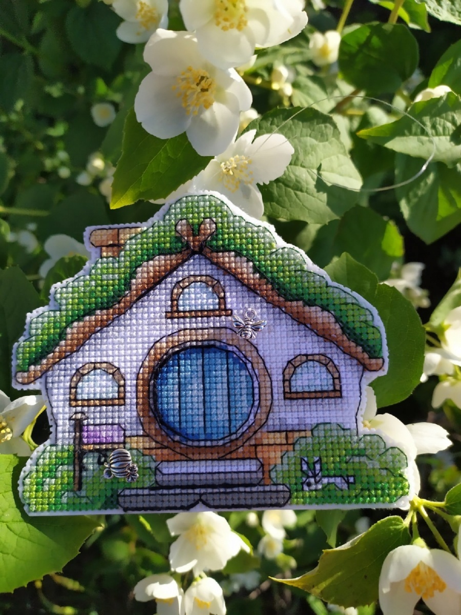 House with a Blue Door Cross Stitch Pattern фото 2