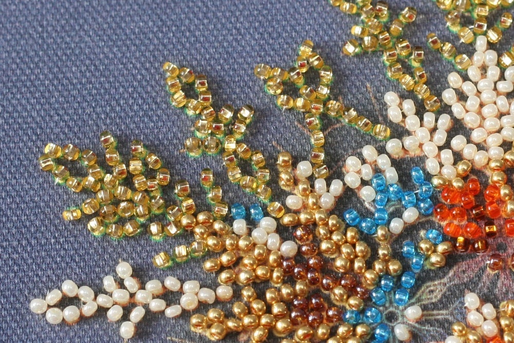 Snow Sparkles Bead Embroidery Kit фото 2