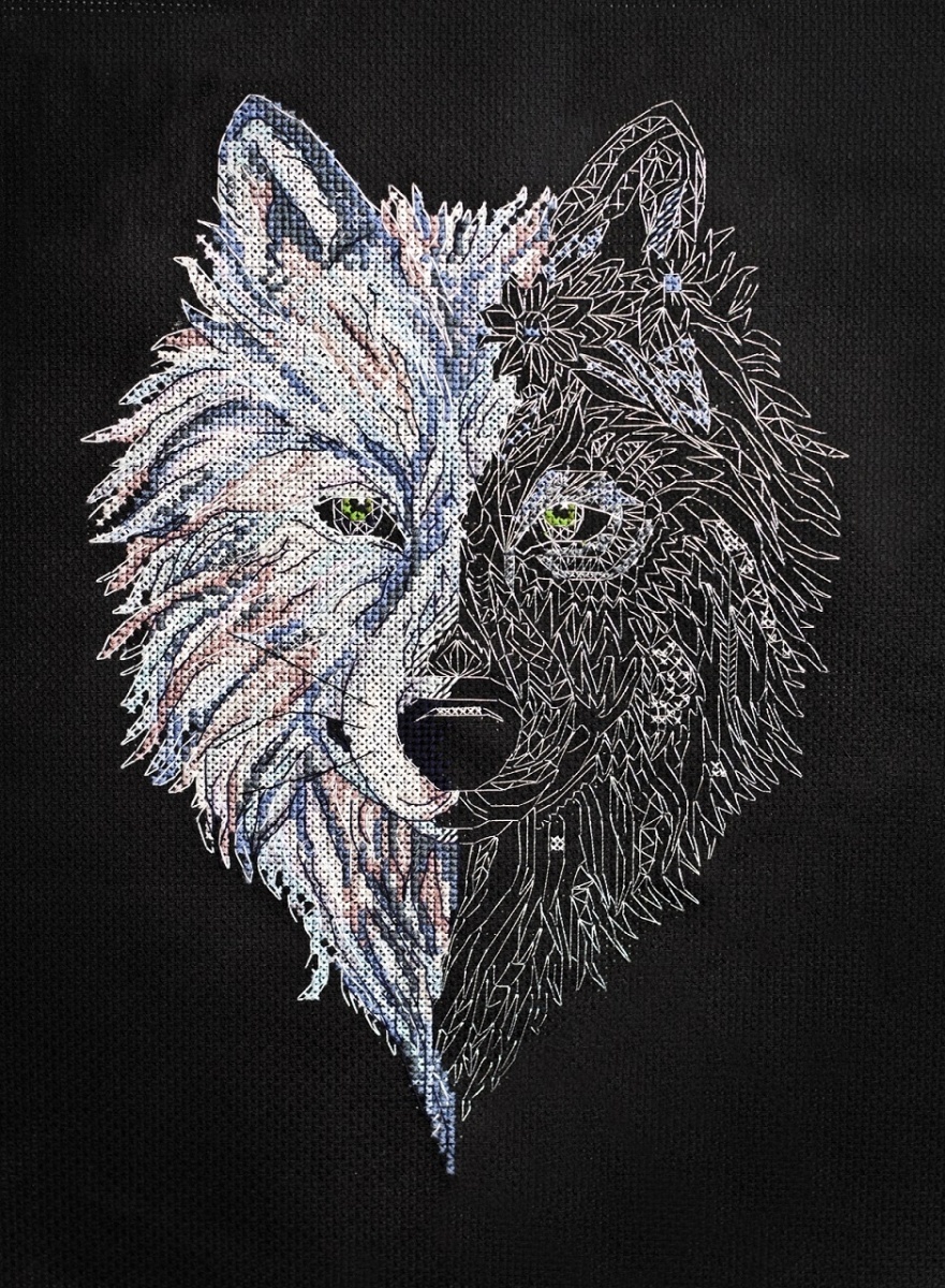 A White Wolf Cross Stitch Kit фото 1